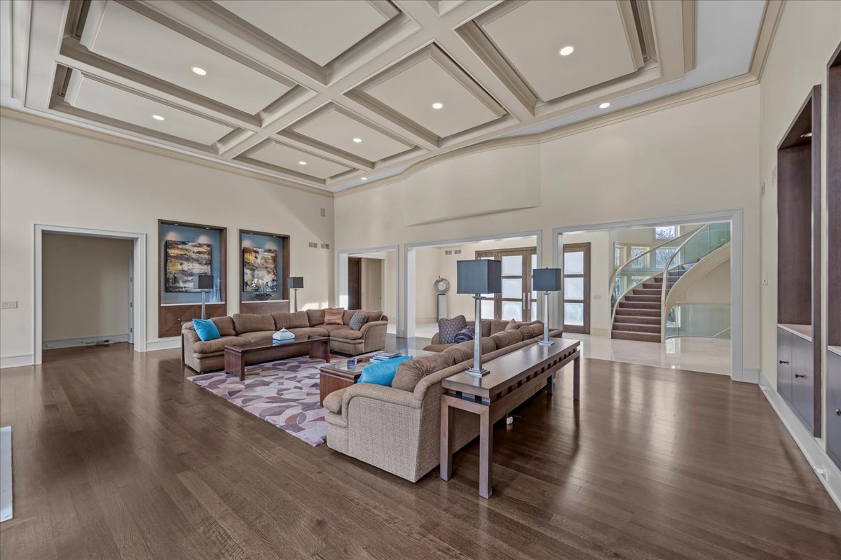 2 Bridlewood Road