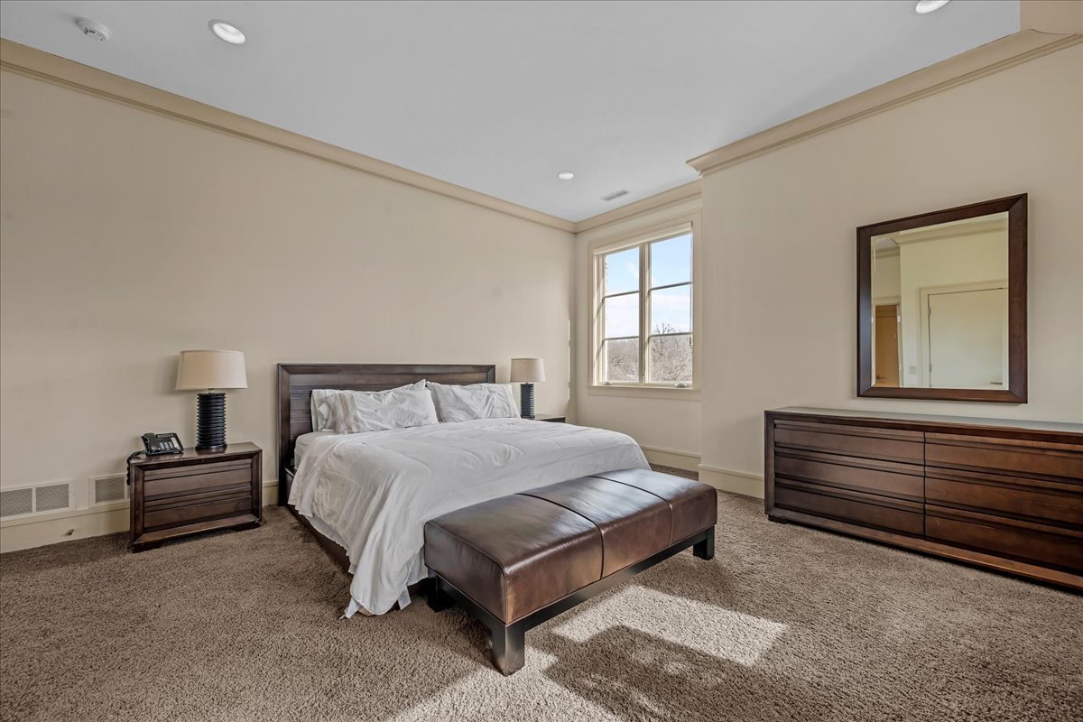 2 Bridlewood Road