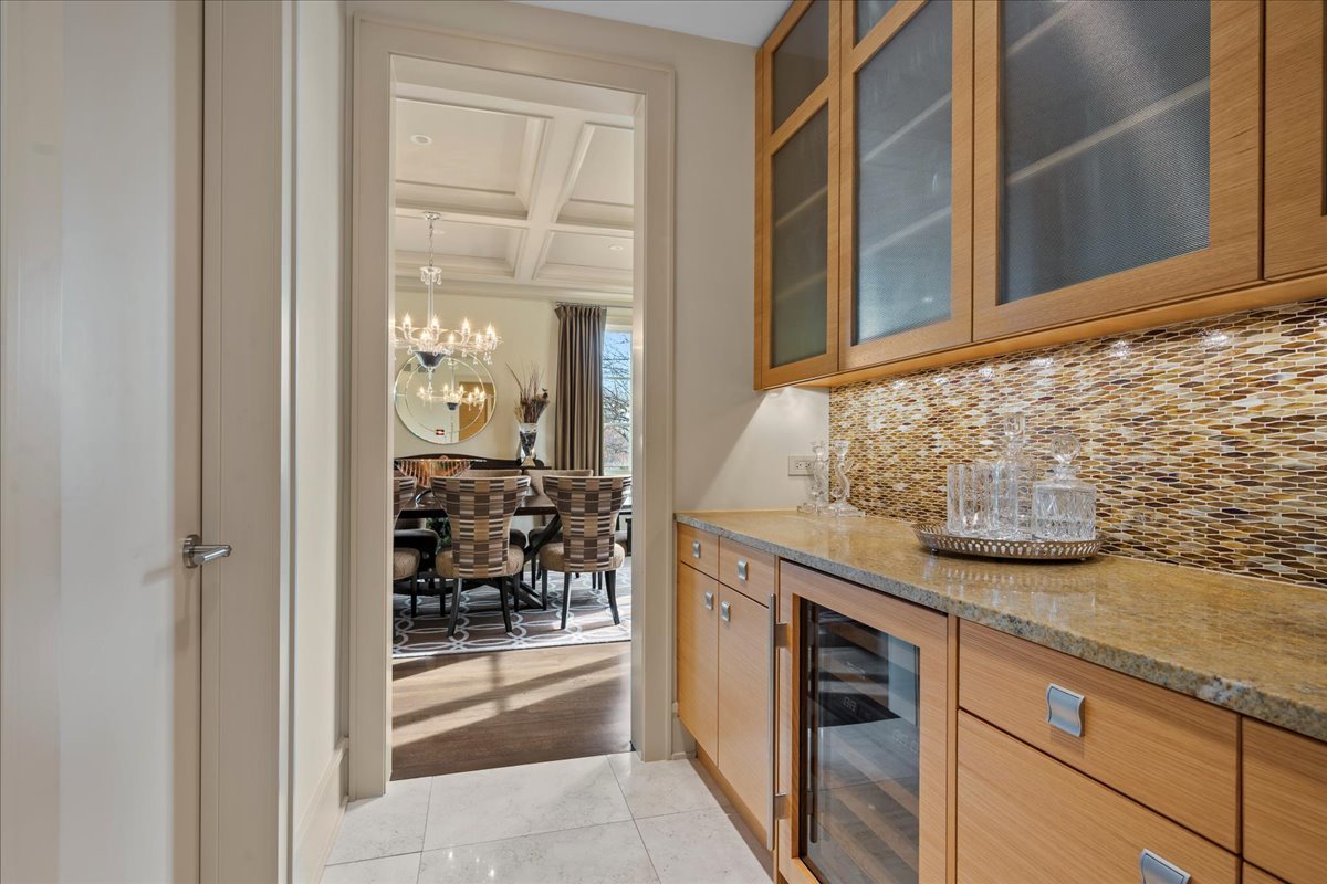 2 Bridlewood Road