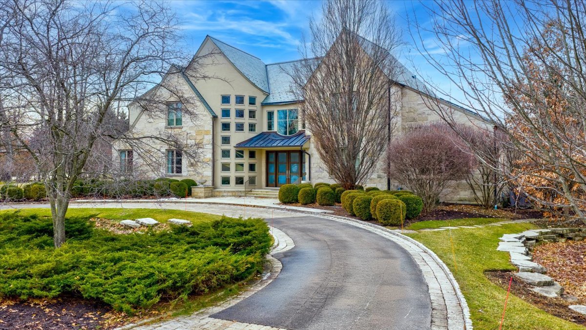 2 Bridlewood Road