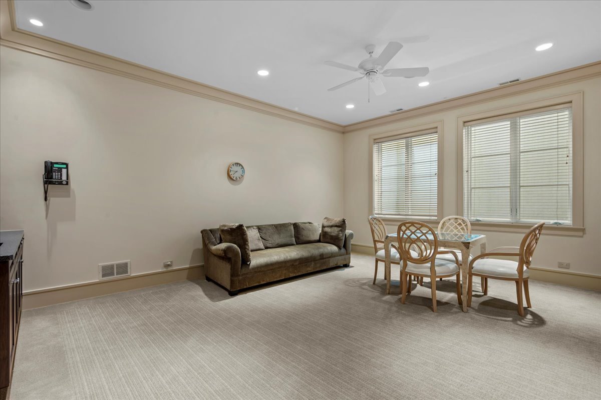 2 Bridlewood Road