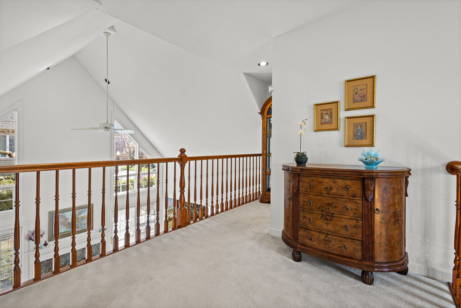 522 Rivershire Place