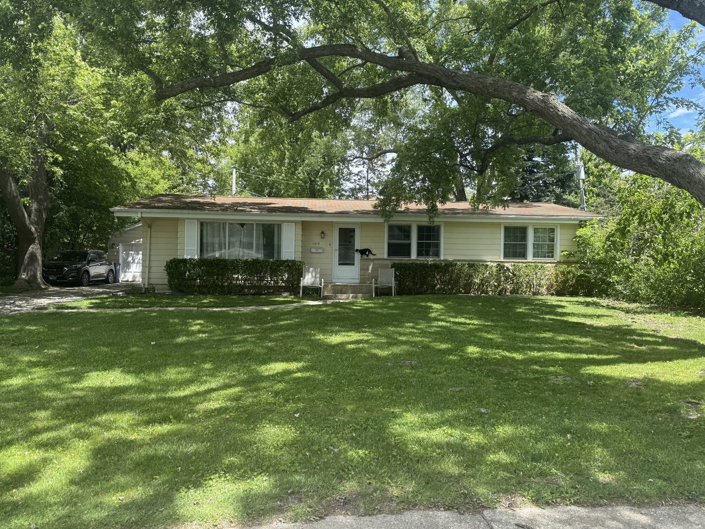 1215 Parkside Lane
