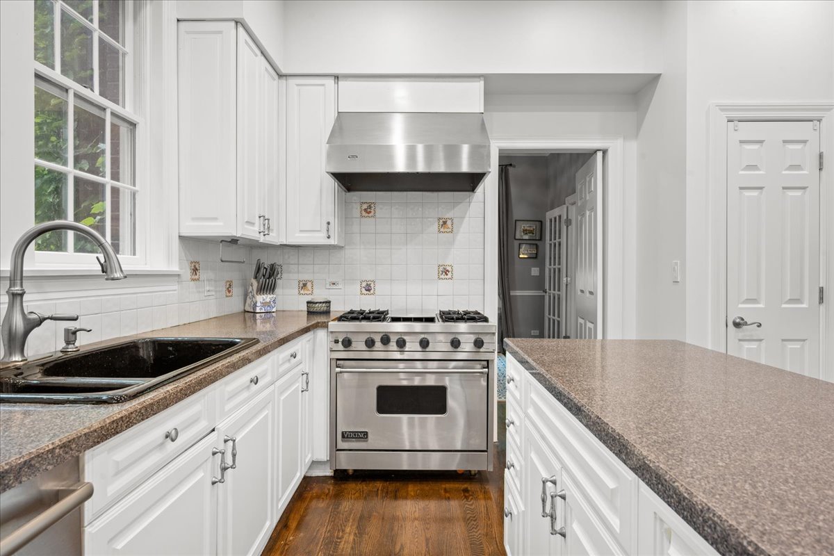 458 Naida Terrace