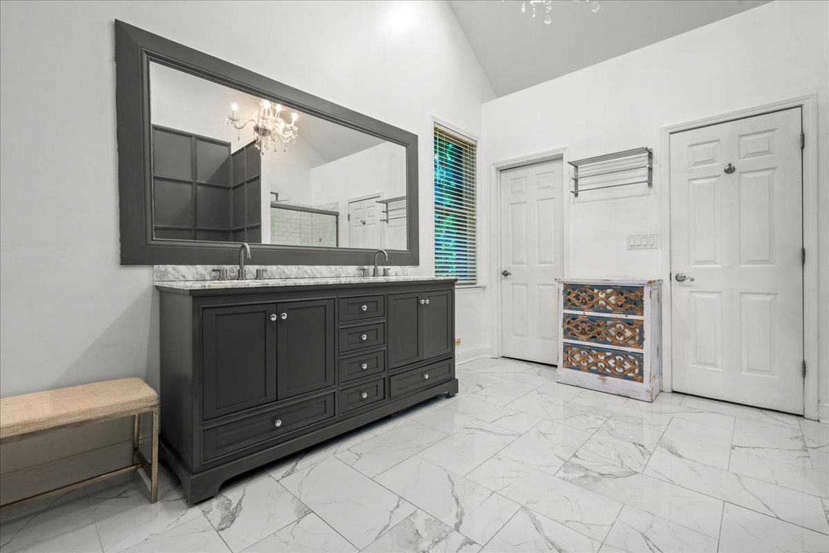 458 Naida Terrace