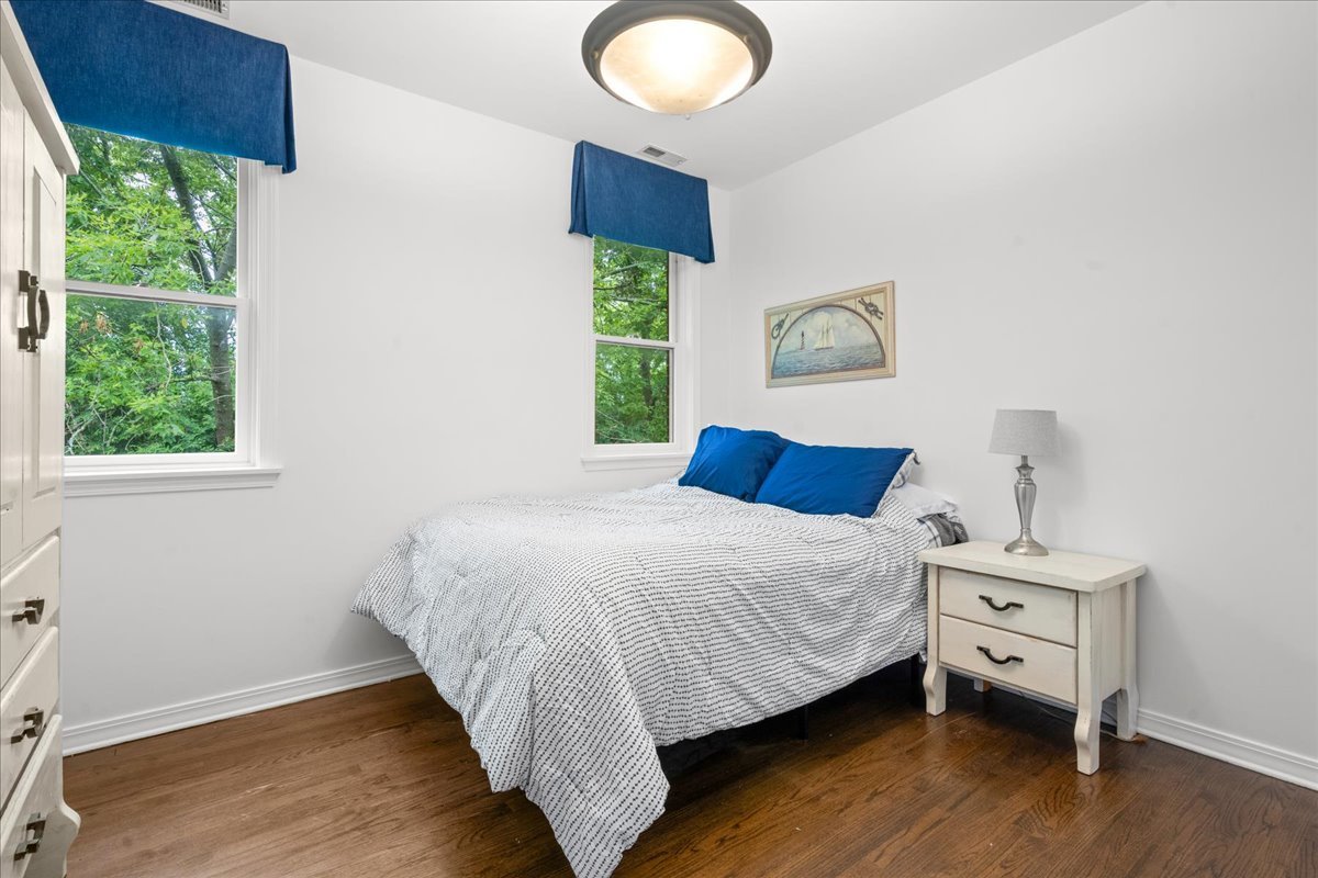 458 Naida Terrace
