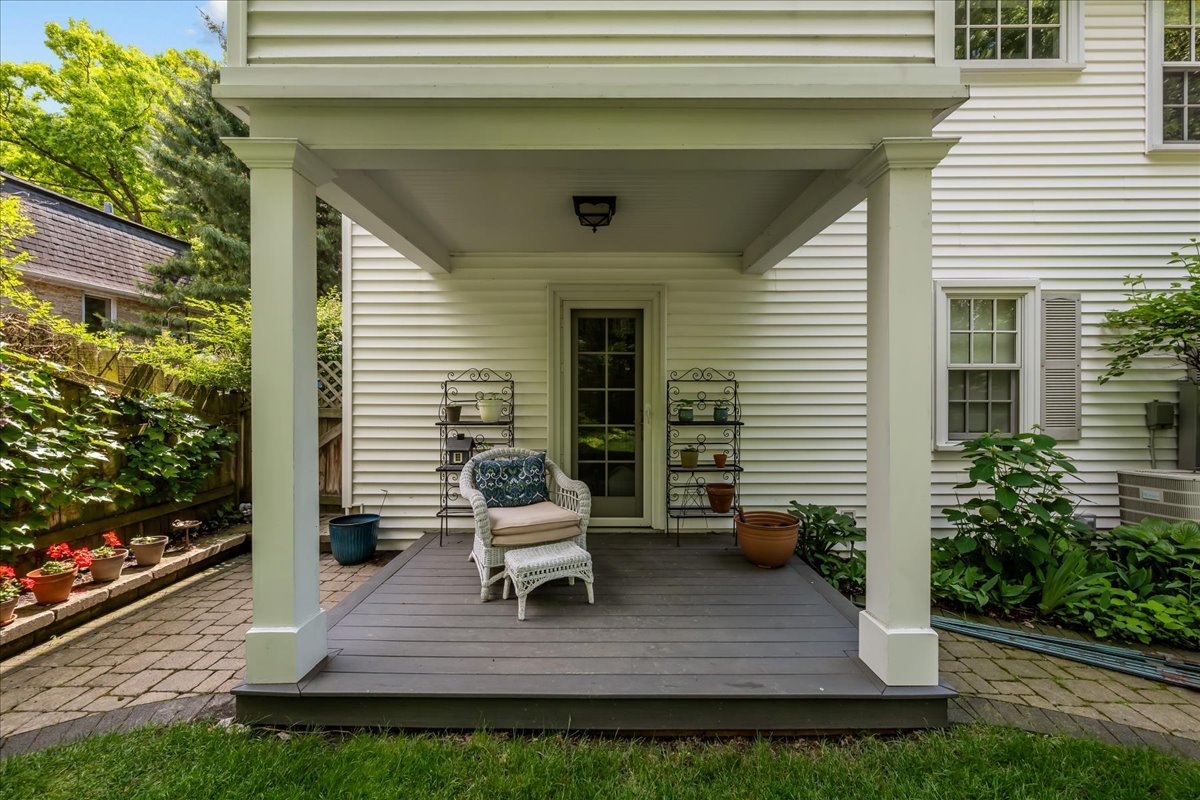 423 Pleasant Avenue