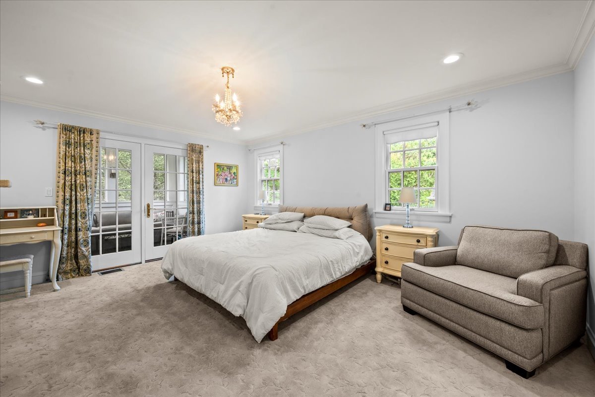 423 Pleasant Avenue