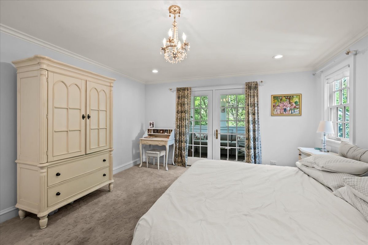 423 Pleasant Avenue