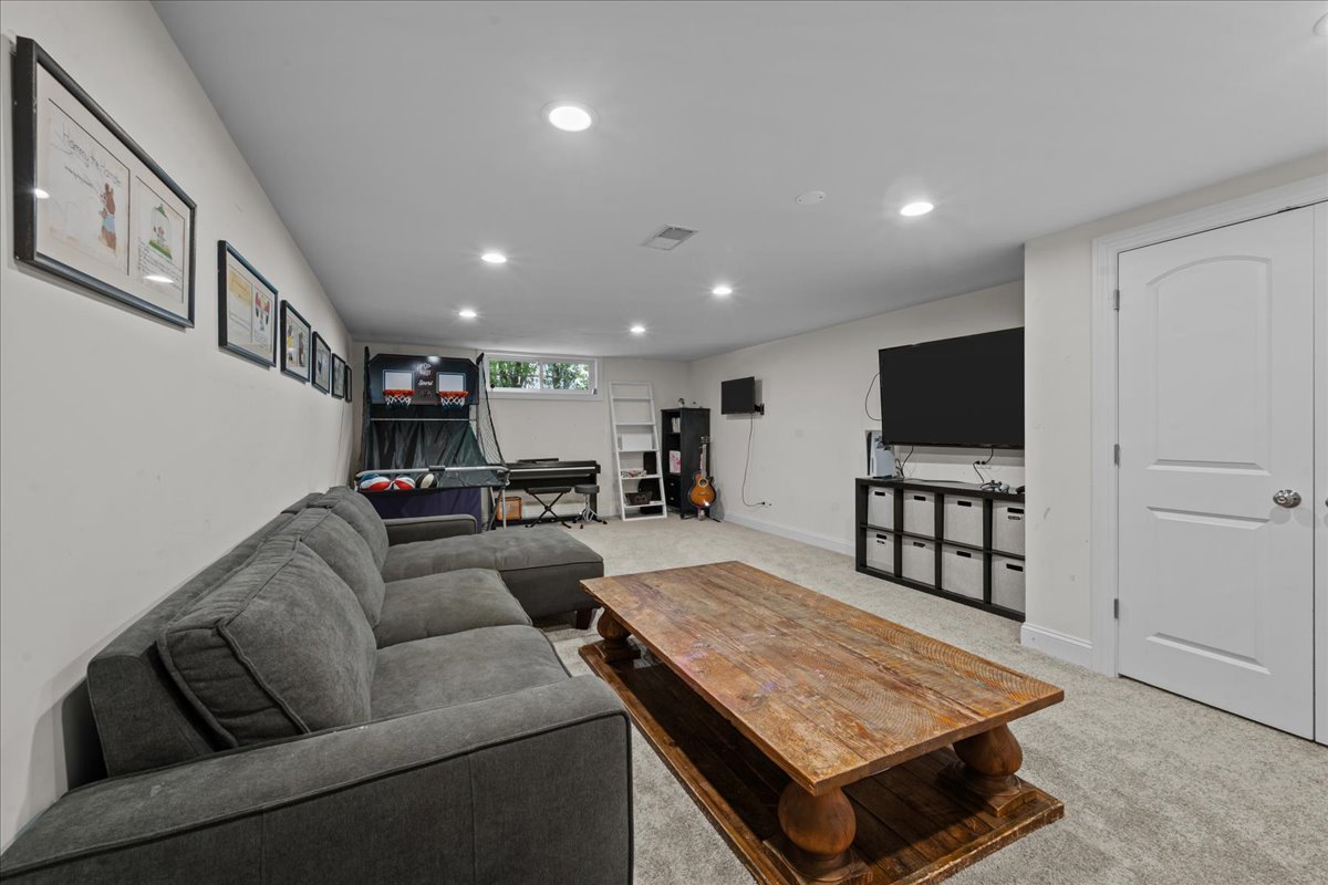 280 Aspen Lane