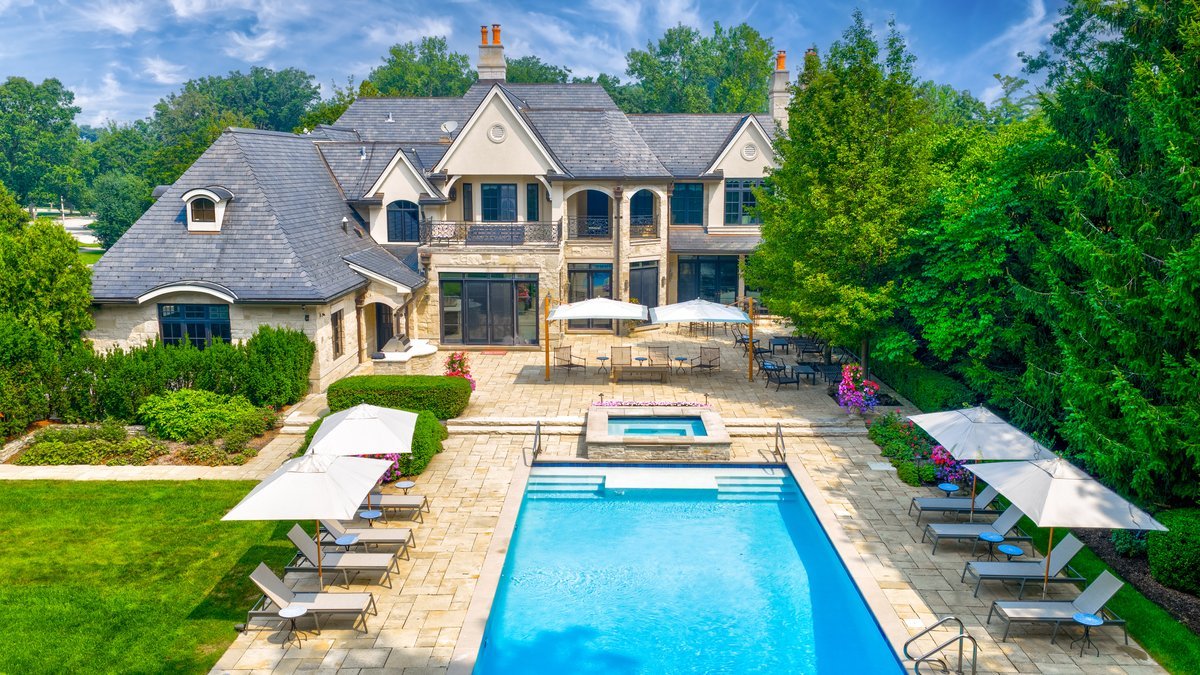 2214 Churchill Lane
