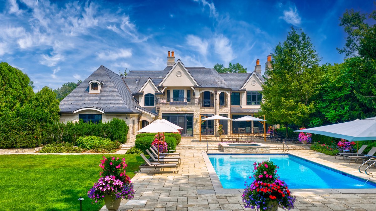 2214 Churchill Lane