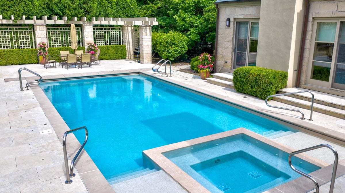 2 Bridlewood Road