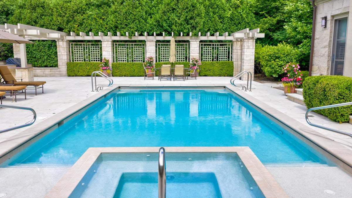 2 Bridlewood Road