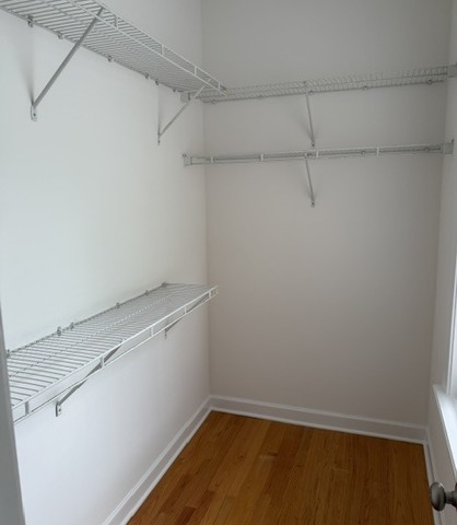 4056 N Sacramento Avenue Unit: 2