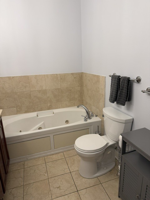 4056 N Sacramento Avenue Unit: 2