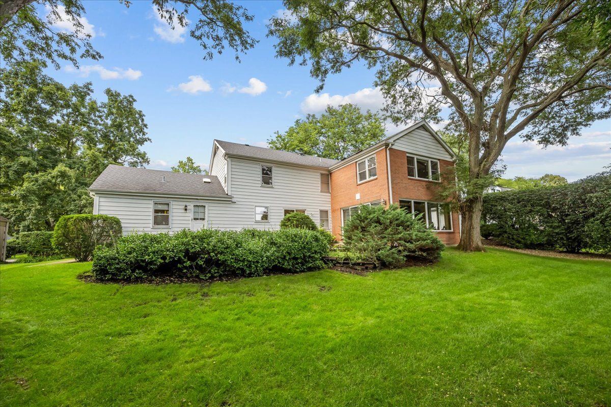 890 Dryden Lane
