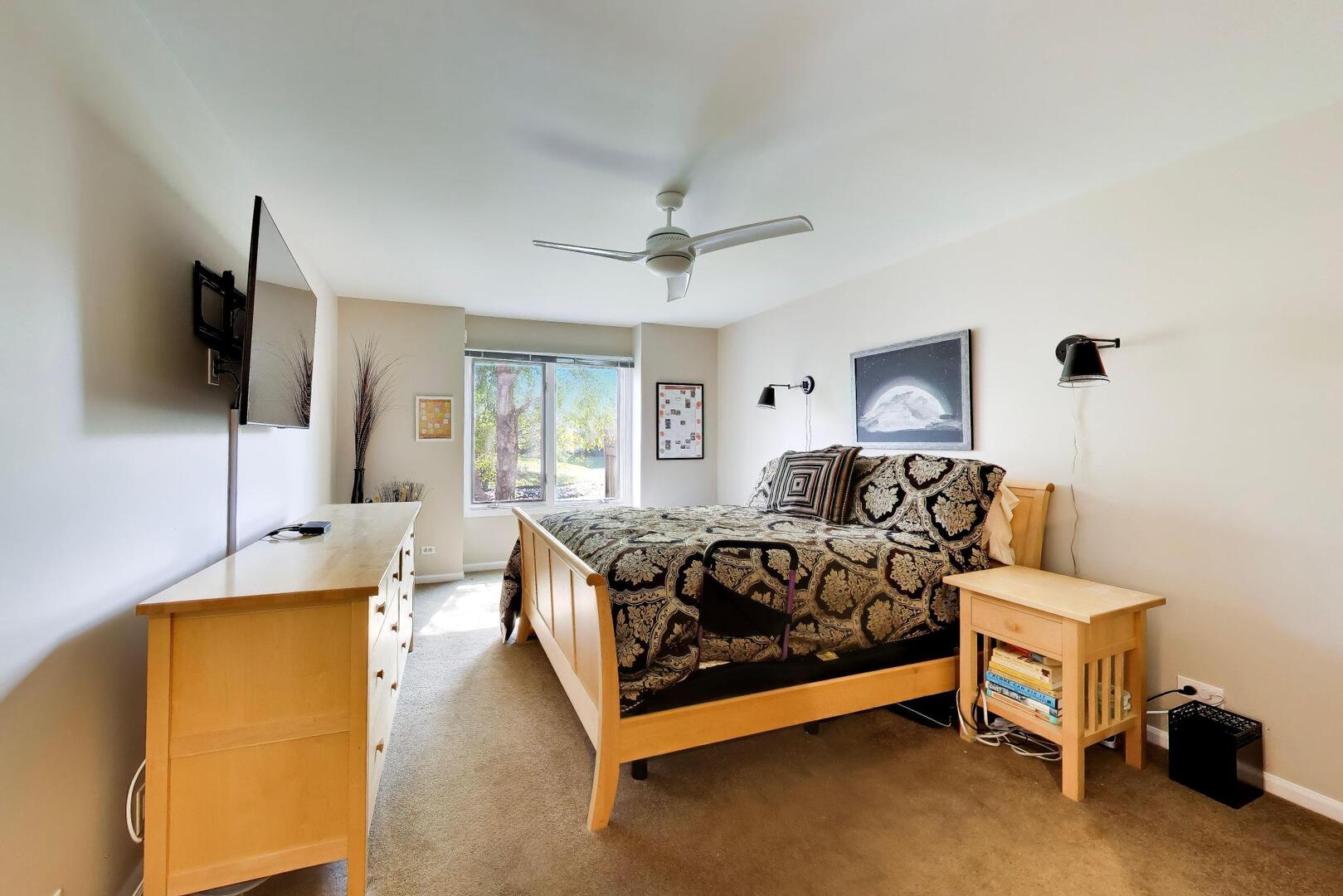 825 Fountain View Drive