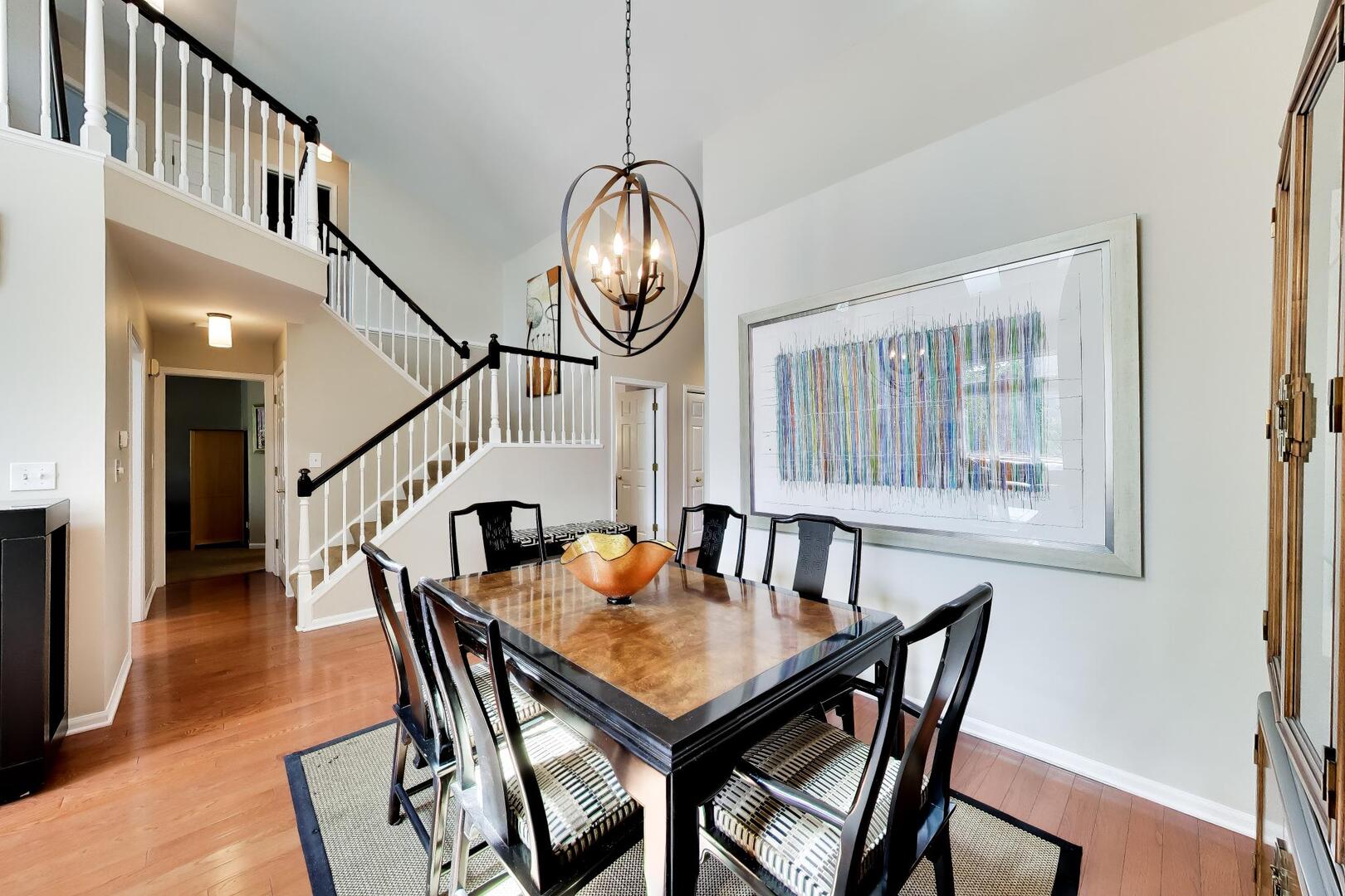 825 Fountain View Drive
