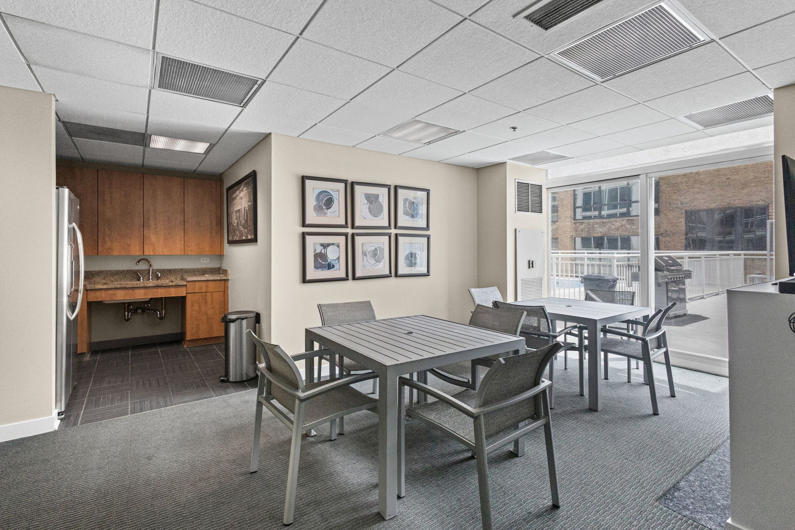 757 N Orleans Street Unit: 1901