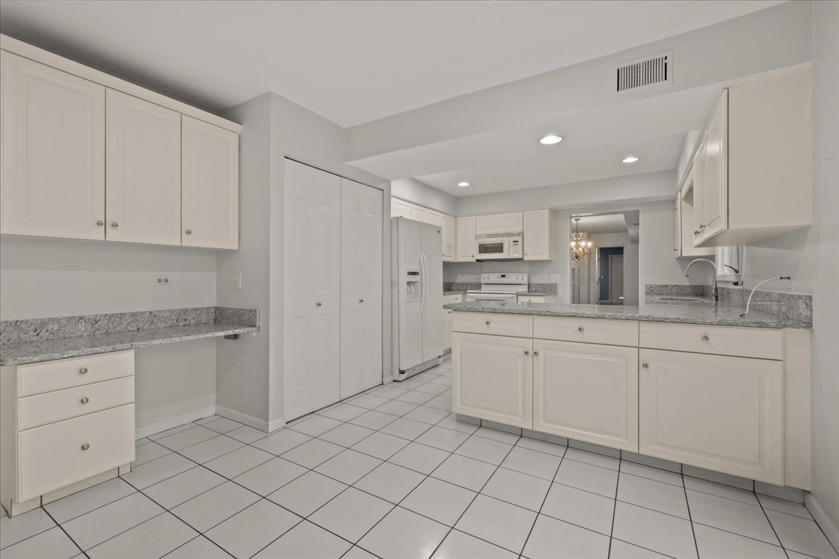 1440 Concorde Circle