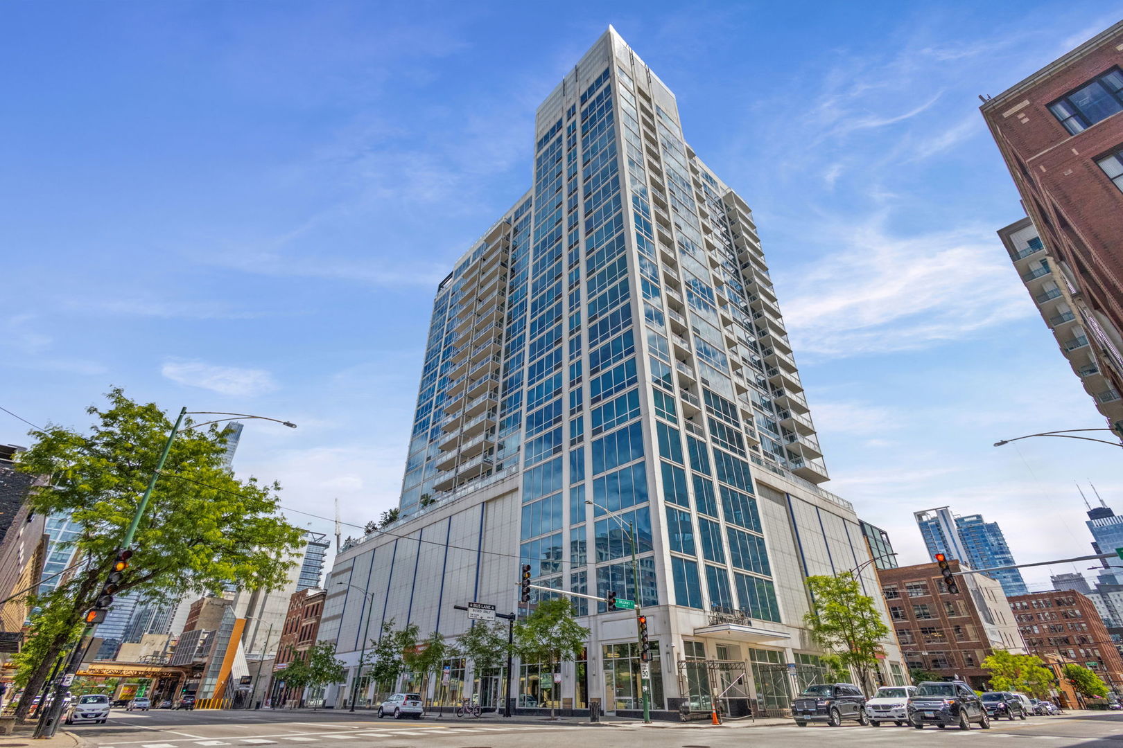 757 N Orleans Street Unit 1901 Chicago Il Us 60654 Mrd12784172