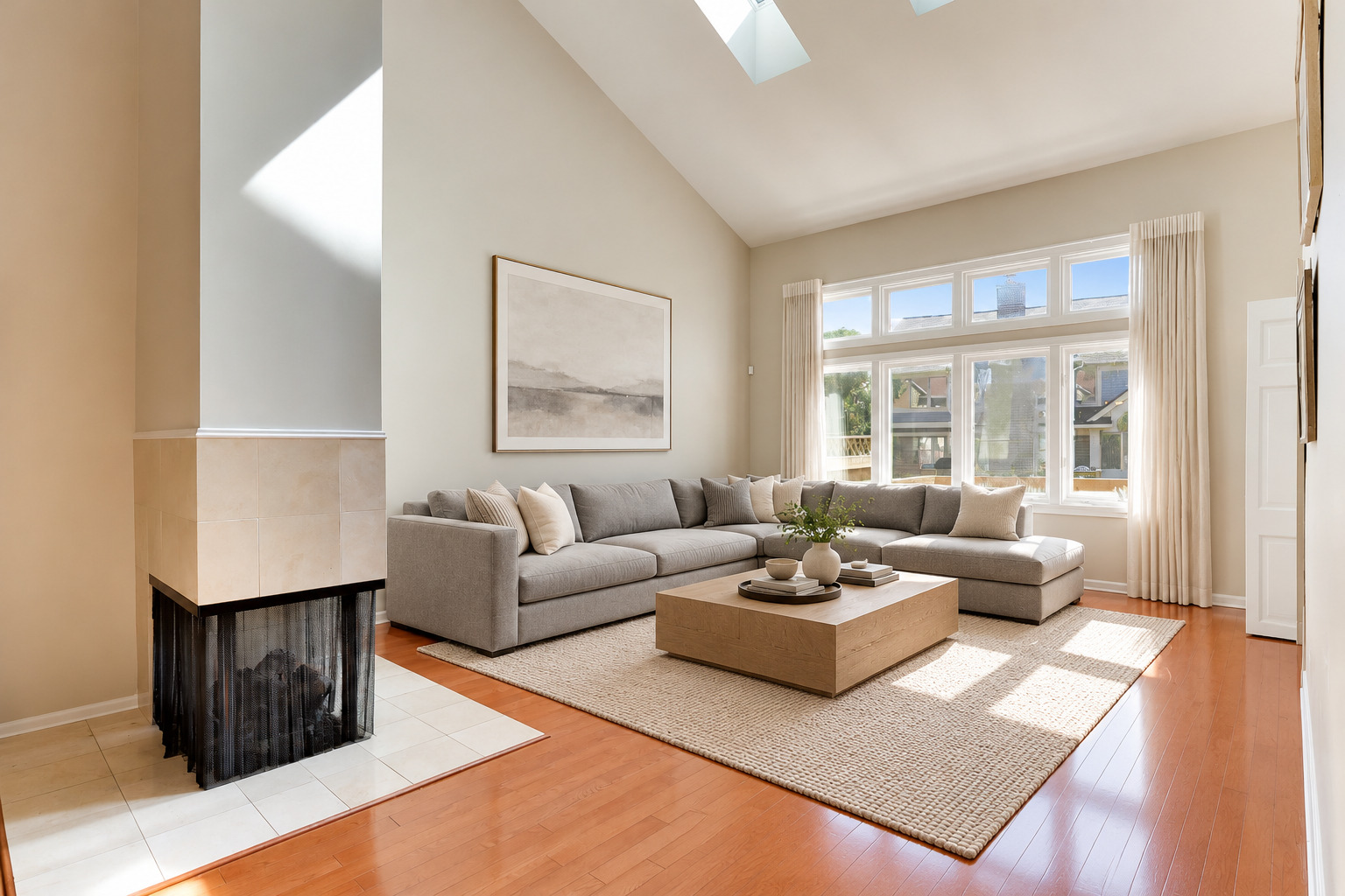 825 Fountain View Drive