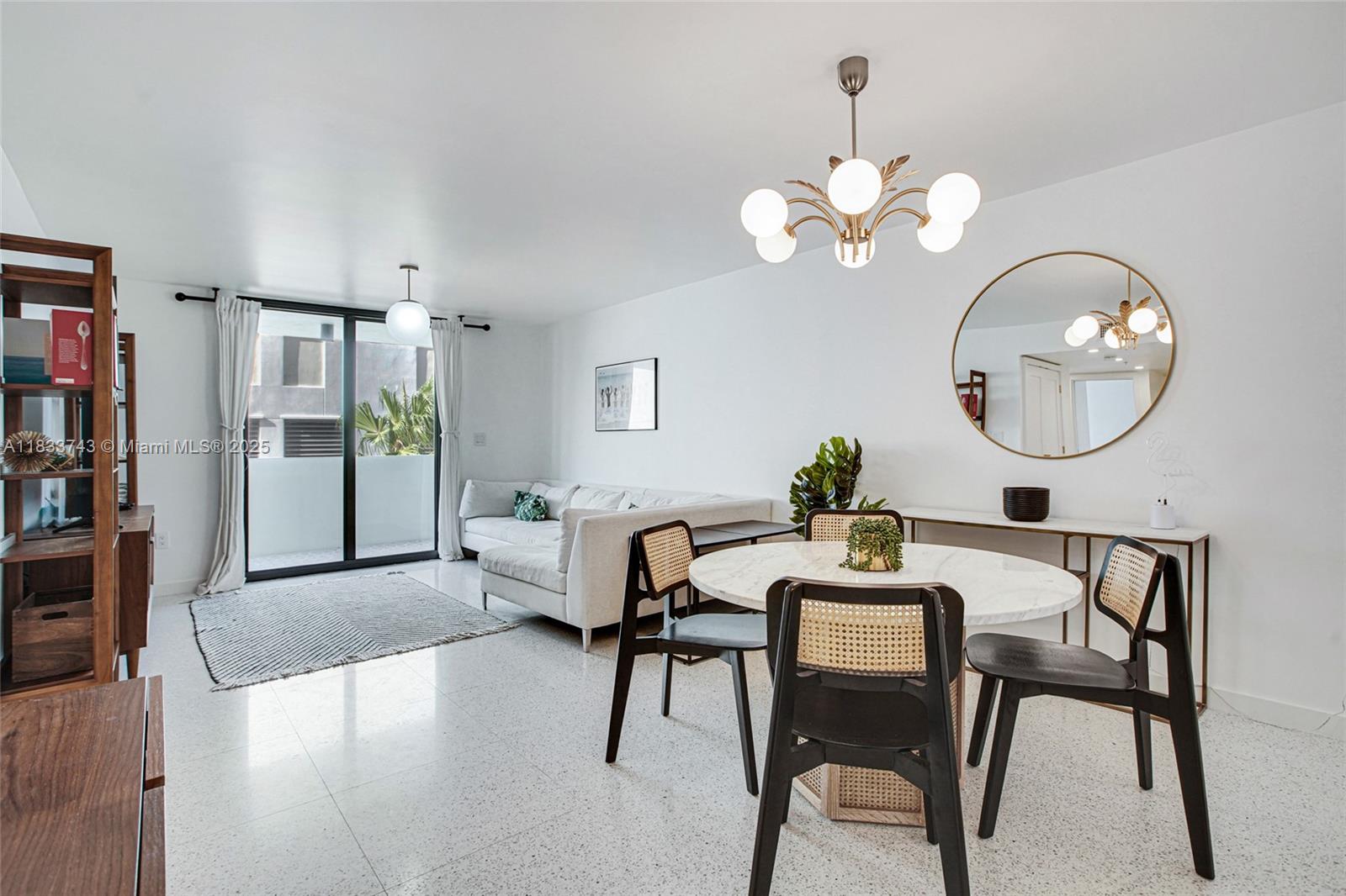 1621 Collins Ave # 504C