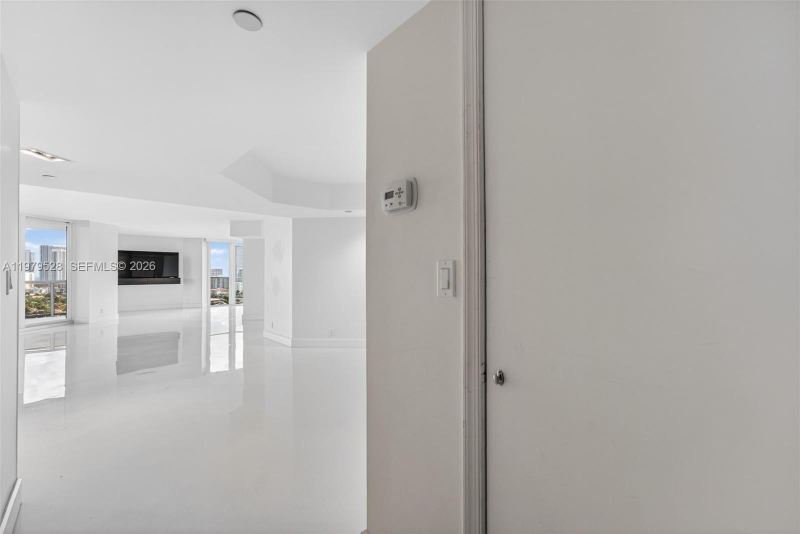 3600 Yacht Club Dr # 1802