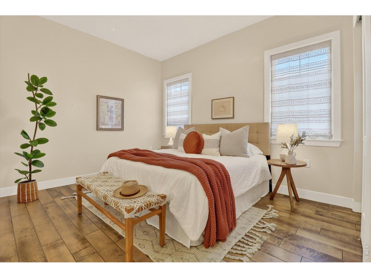 375 Casalon Pl