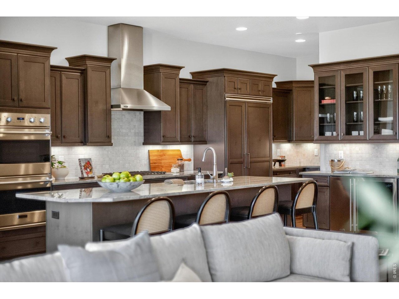 375 Casalon Pl