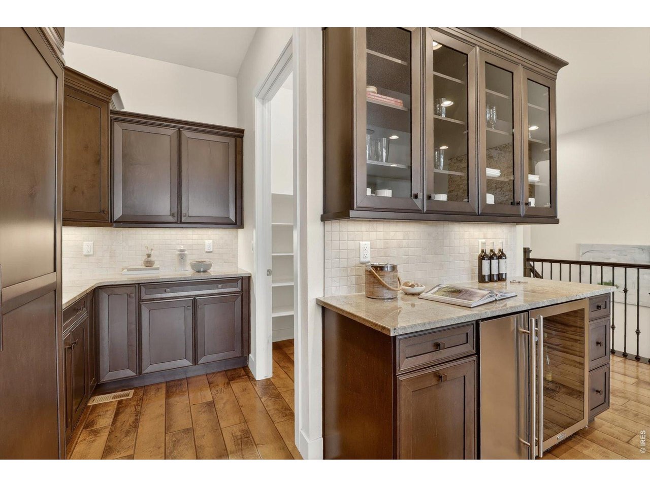 375 Casalon Pl