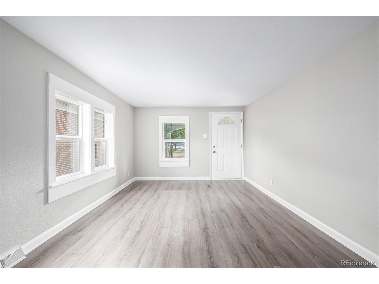 170 S 7th Ave