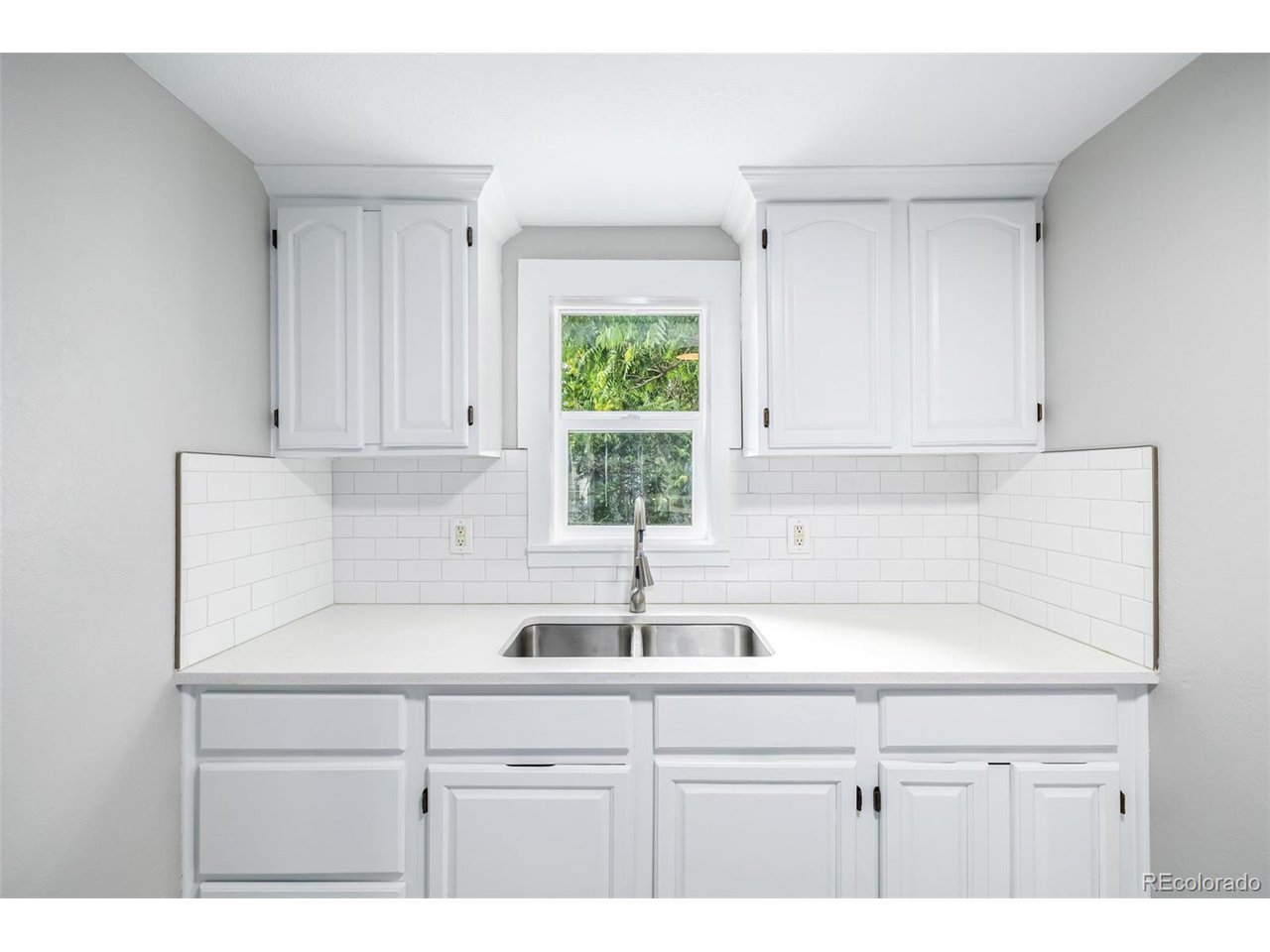 170 S 7th Ave