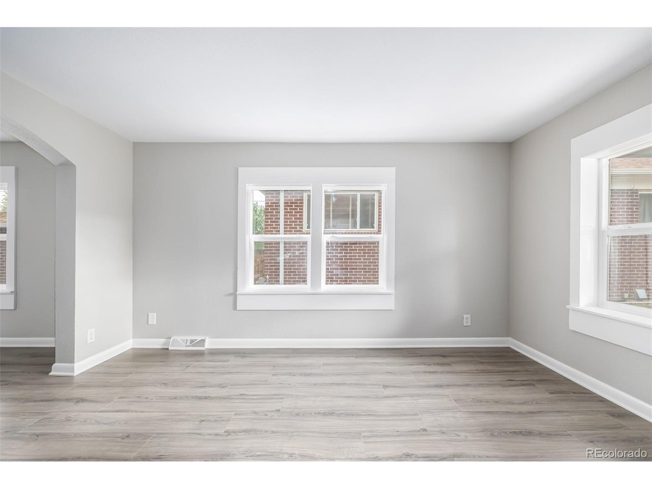 170 S 7th Ave