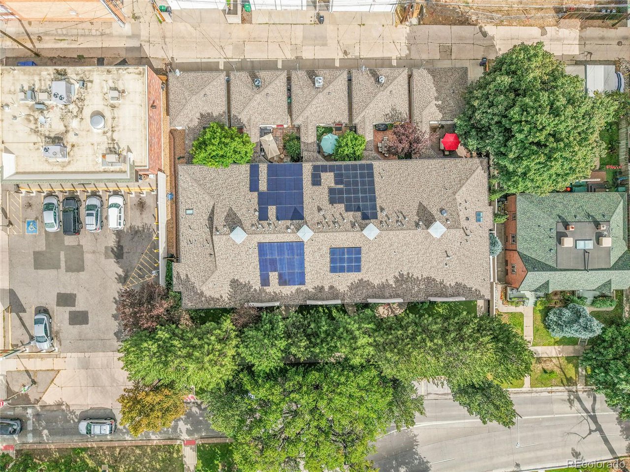 566 Josephine St