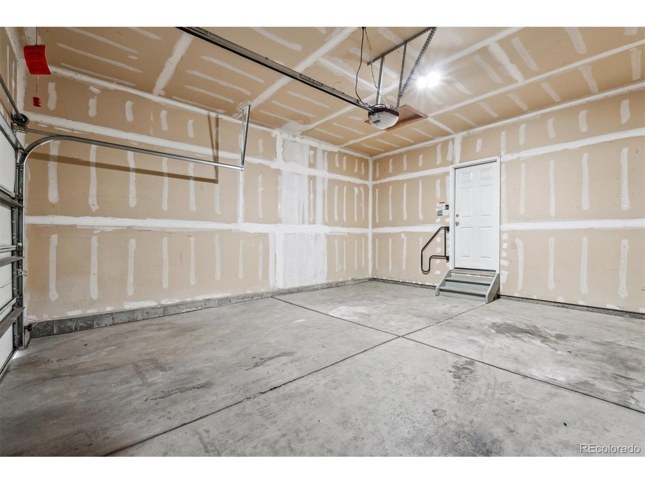 13756 Legend Trl 101