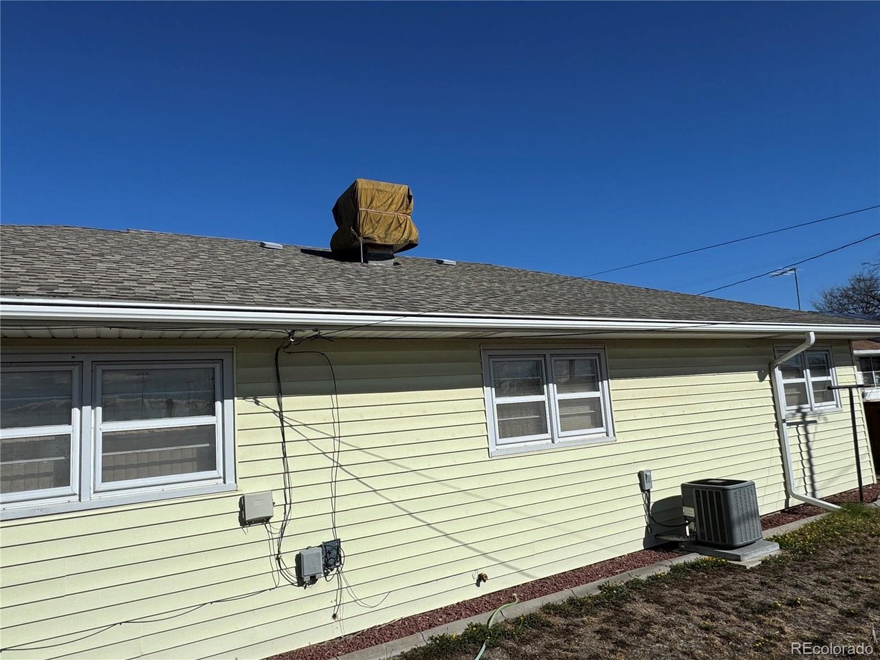 385 Sunset Dr
