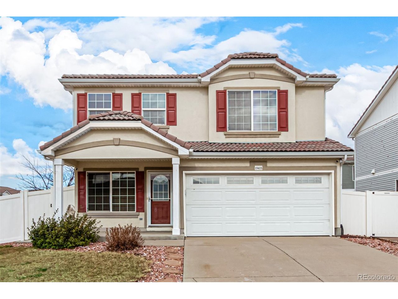 19415 Robins Dr