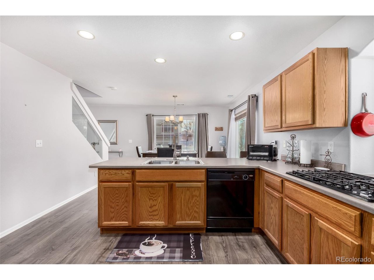 19415 Robins Dr