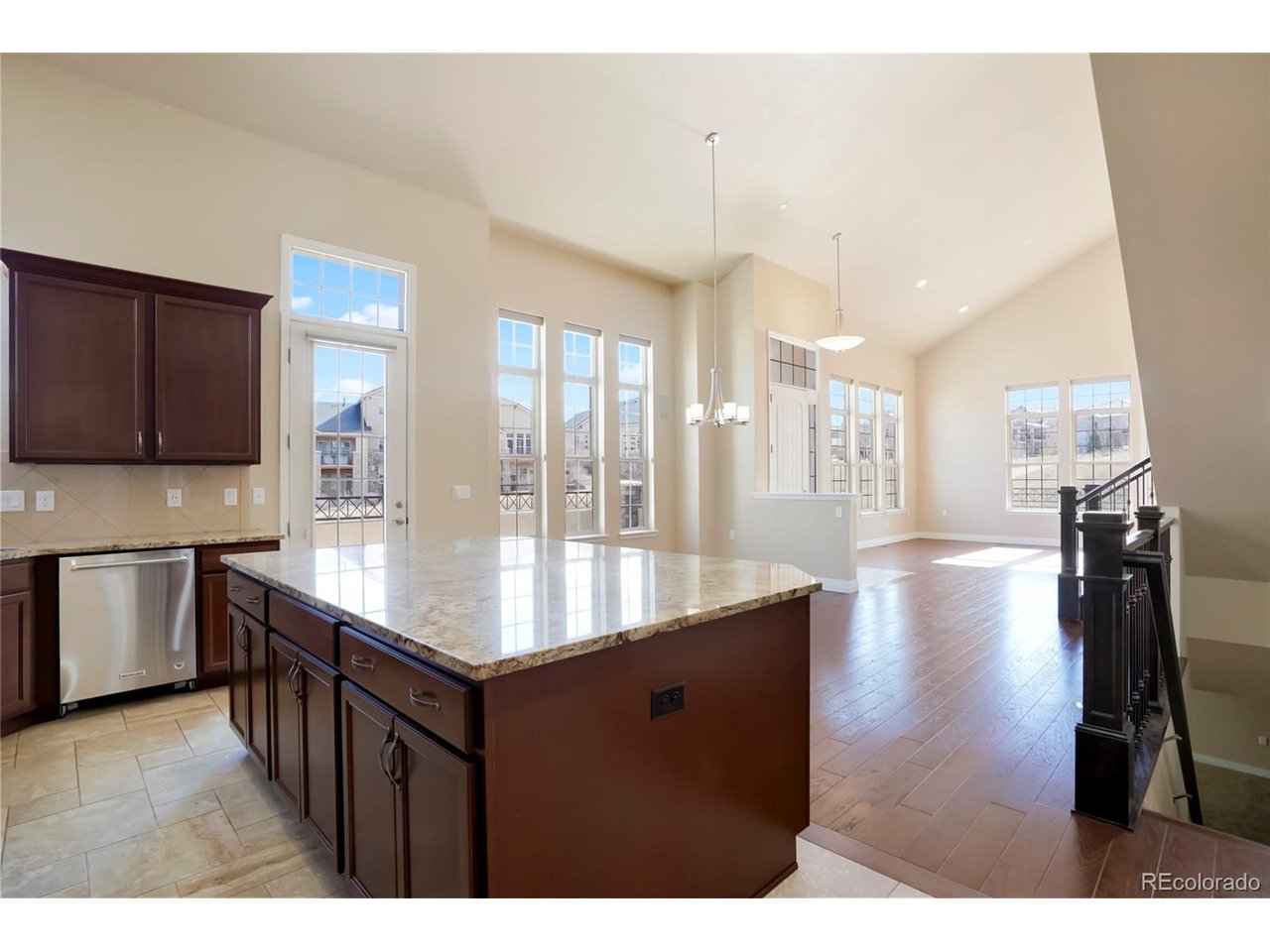 2790 Calmante Cir