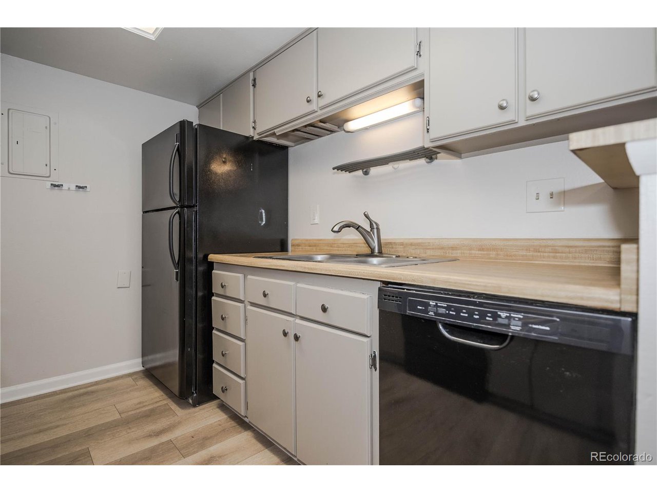 14152 E Colorado Dr 204