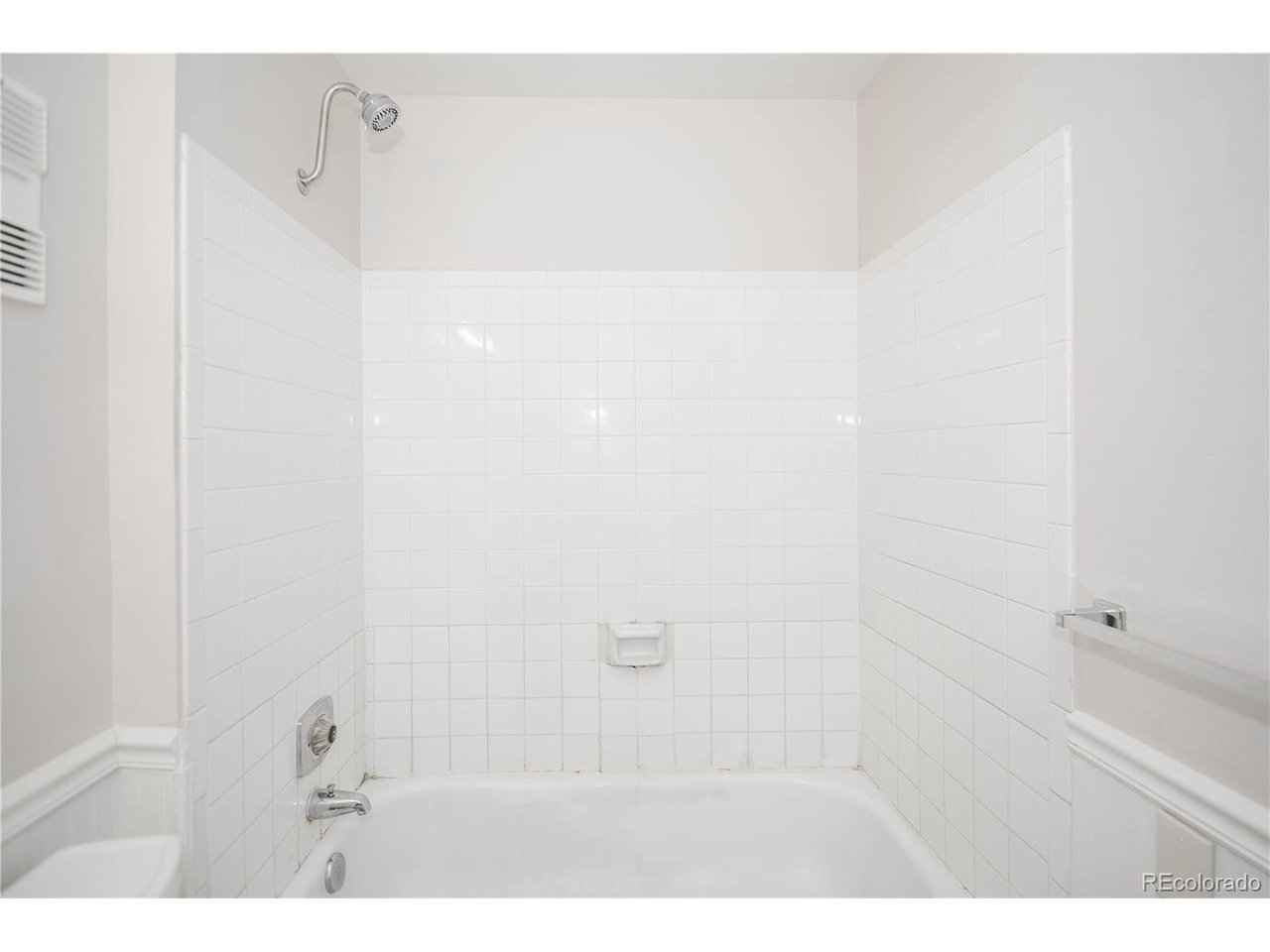 14152 E Colorado Dr 204