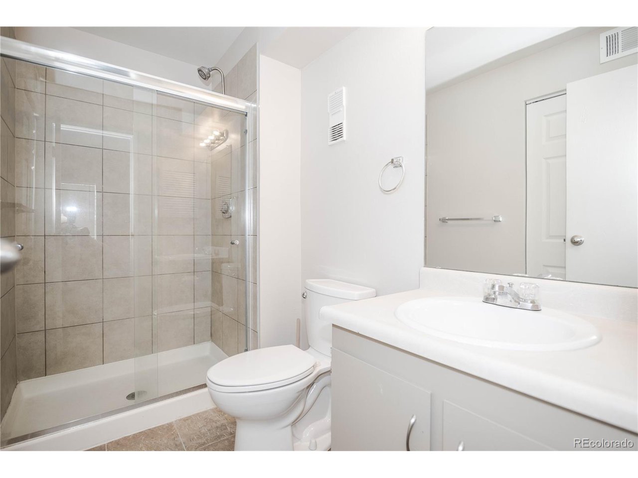 14152 E Colorado Dr 204