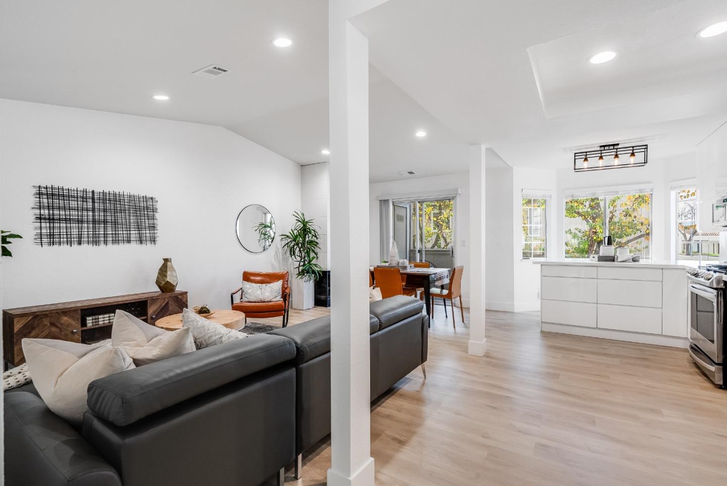 3493 Wine Barrel Way