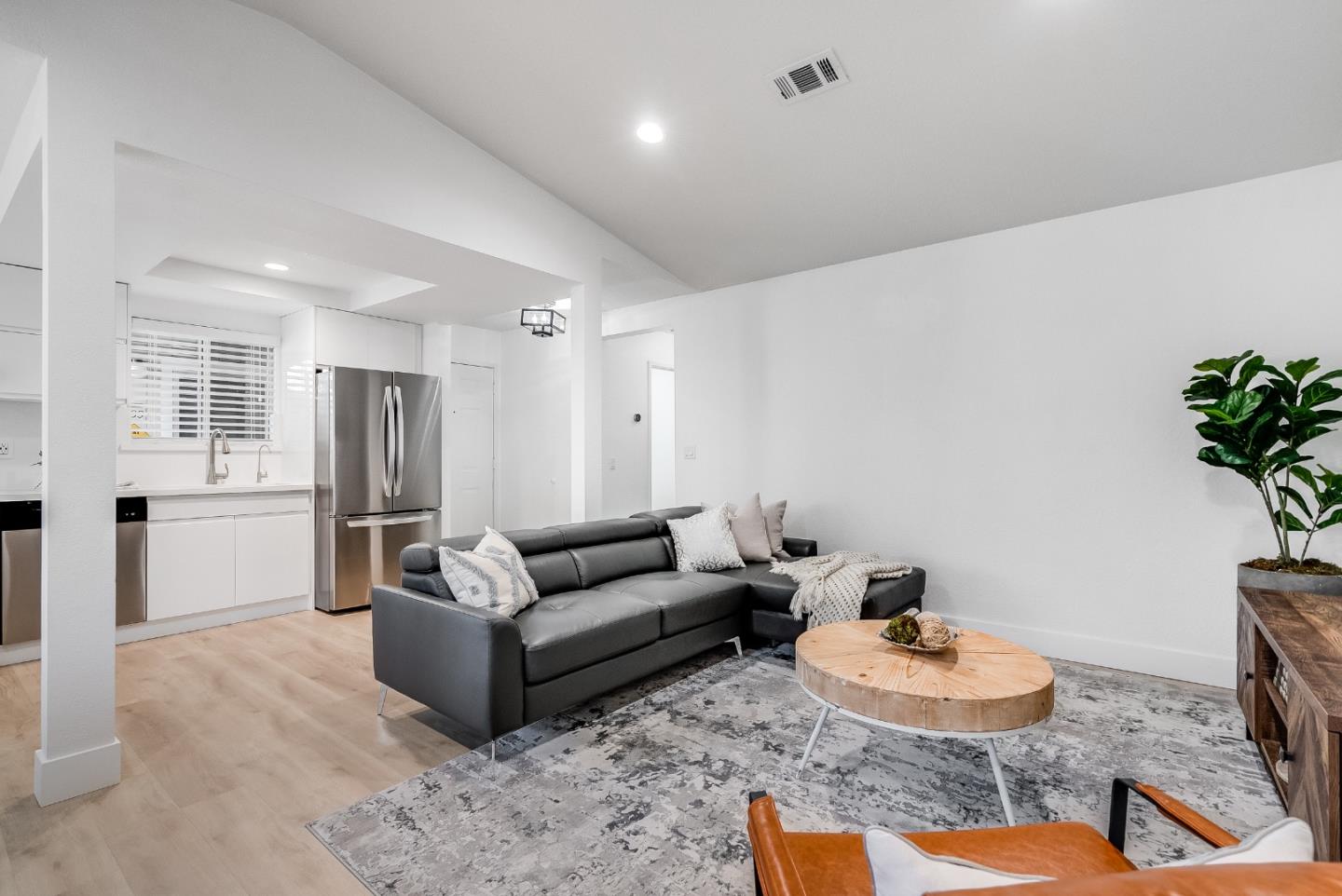 3493 Wine Barrel Way