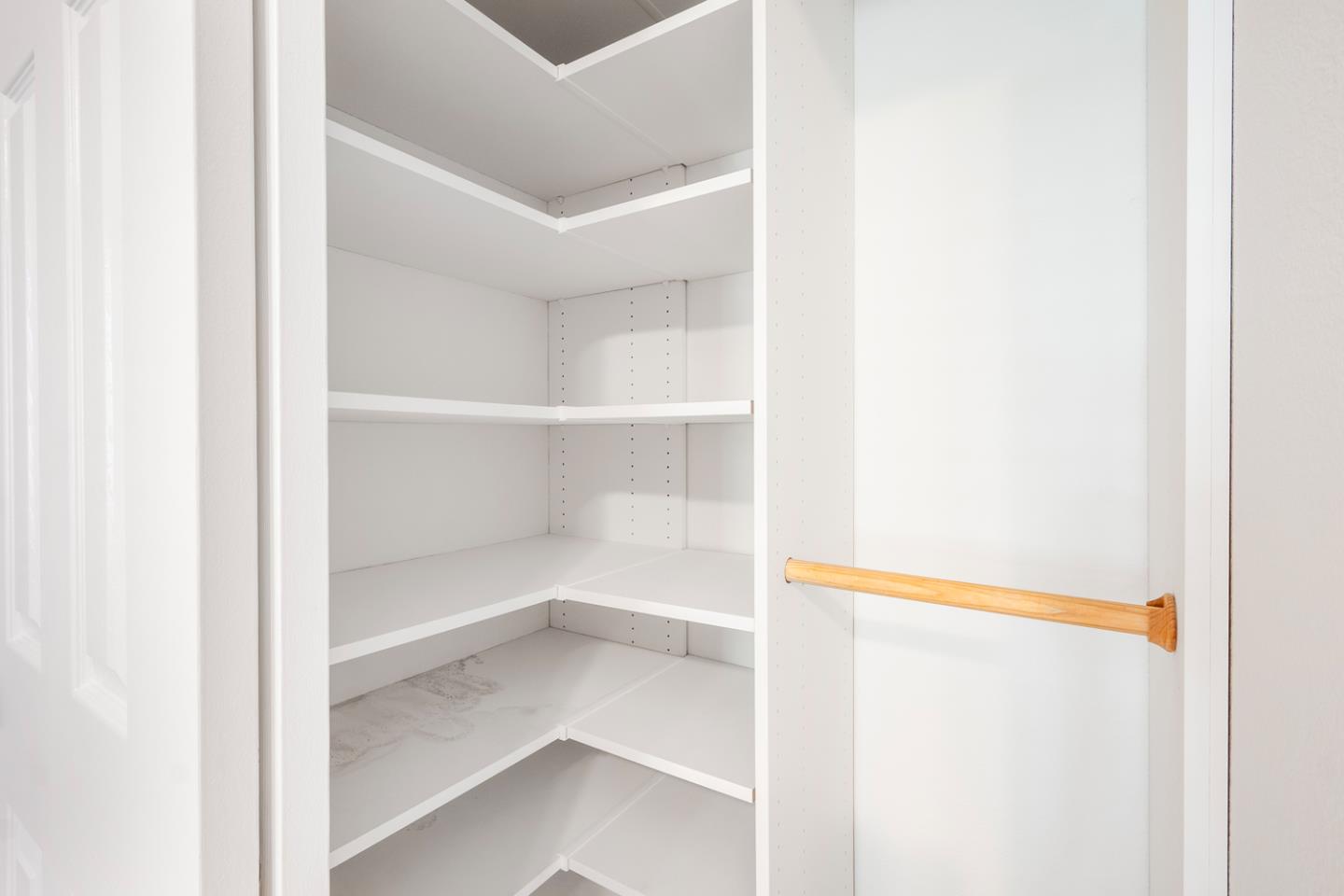 832 Owens Lake Drive