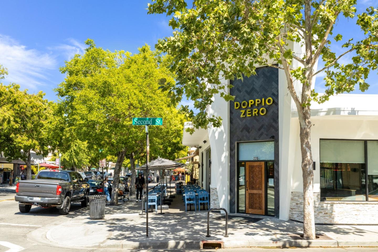 305 North 2nd Street 3