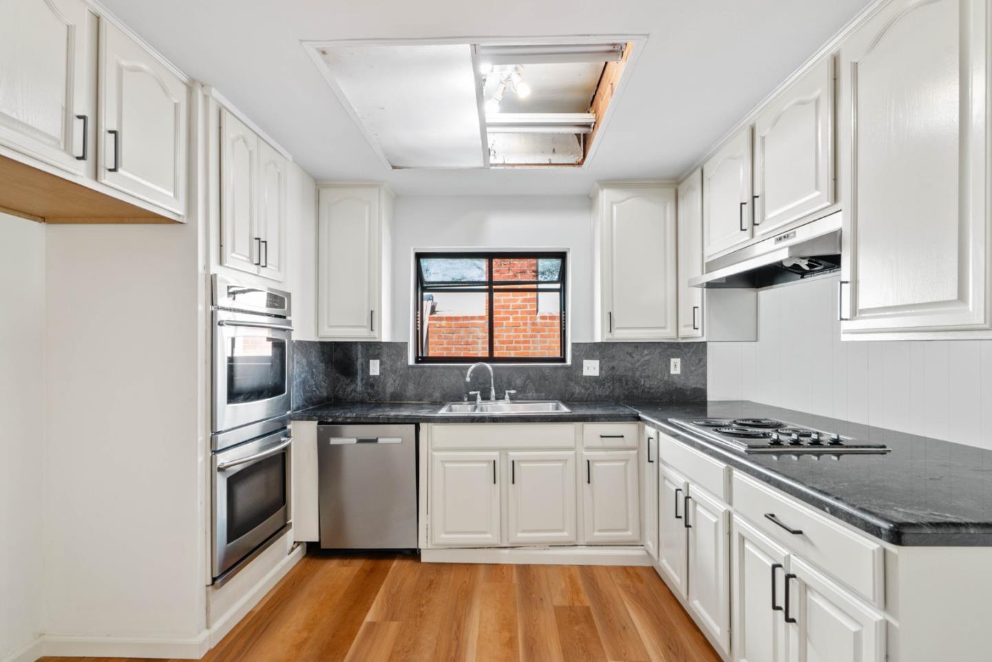 43096 Everglades Park Drive