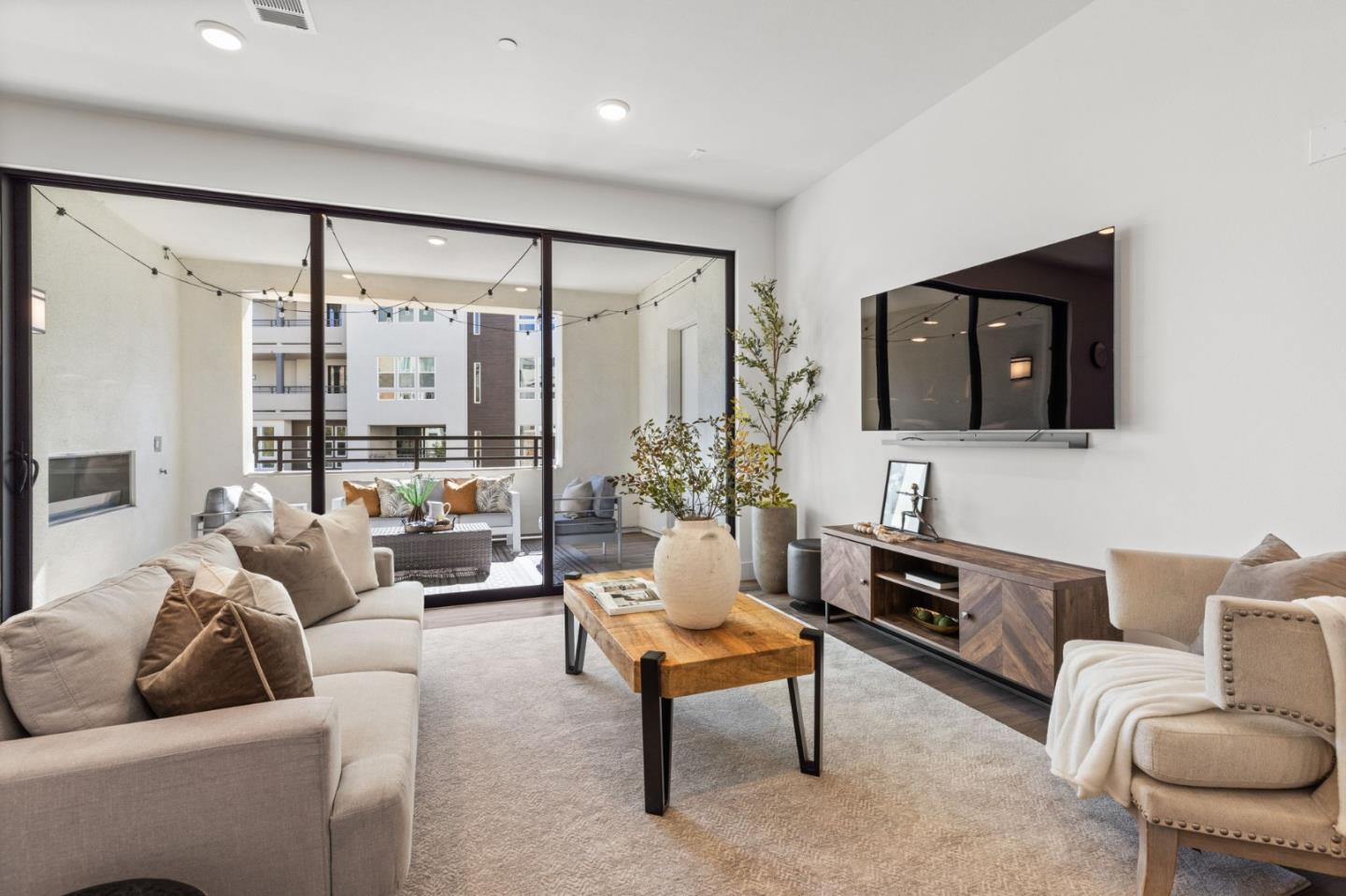 45339 Prism Terrace Way 102